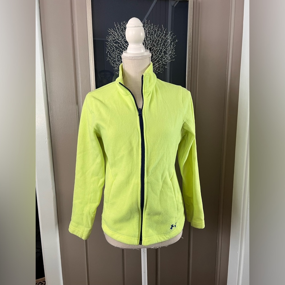Girls Under Armour fleece jacket. Zip up.